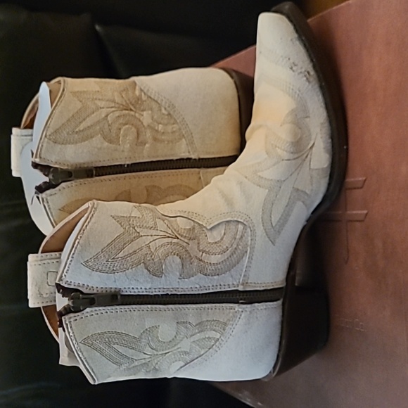 New Circle G Boot - Picture 7 of 11